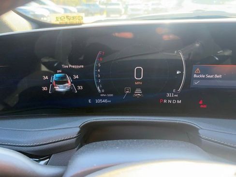 Certified 2025 Cadillac XT4 Premium Luxury FWD image 19