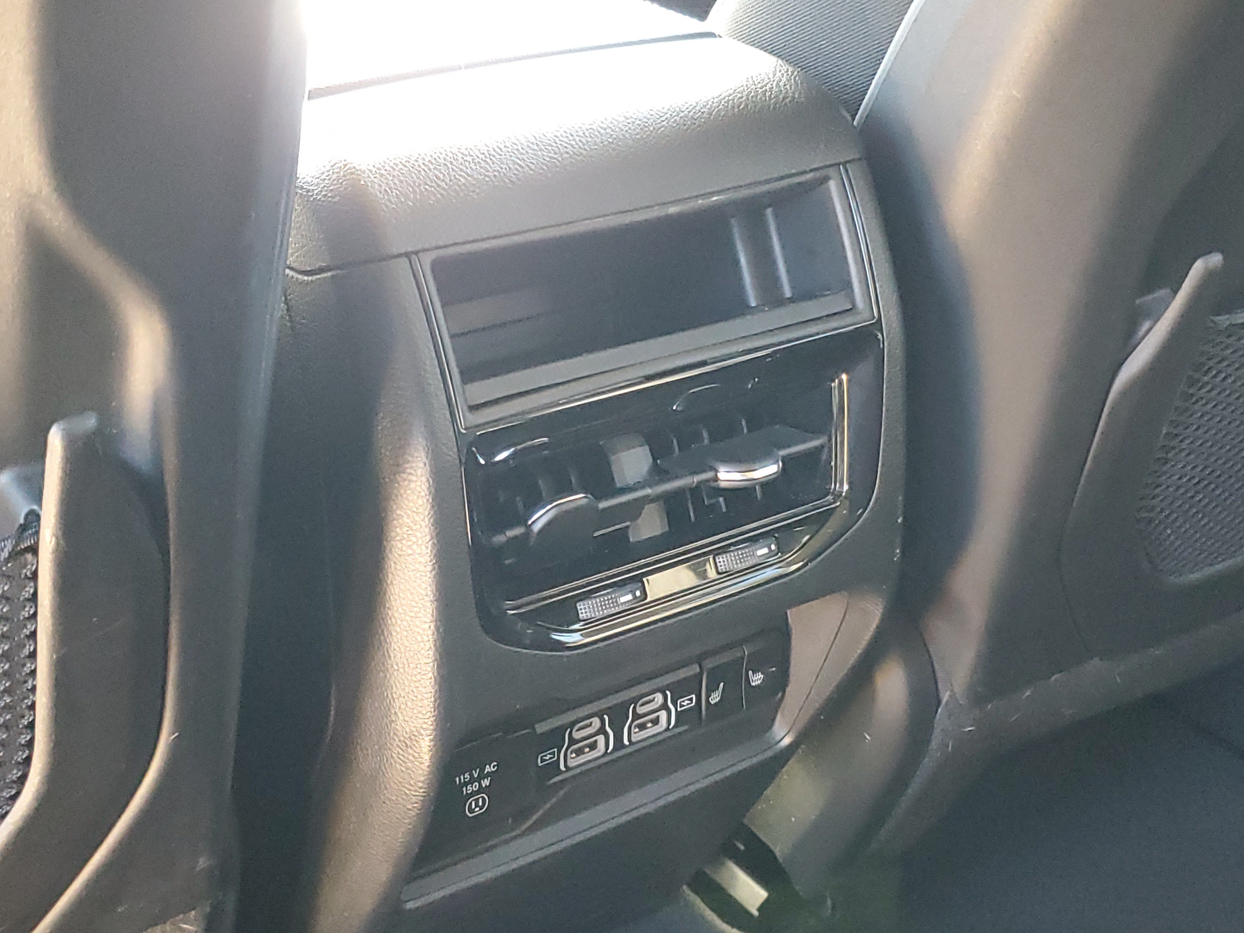 Used 2023 Jeep Grand Cherokee Limited AWD/4WD image 29
