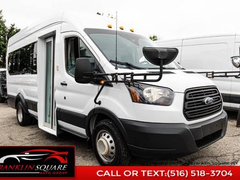 Used 2017 Ford Transit 350 XL image 5