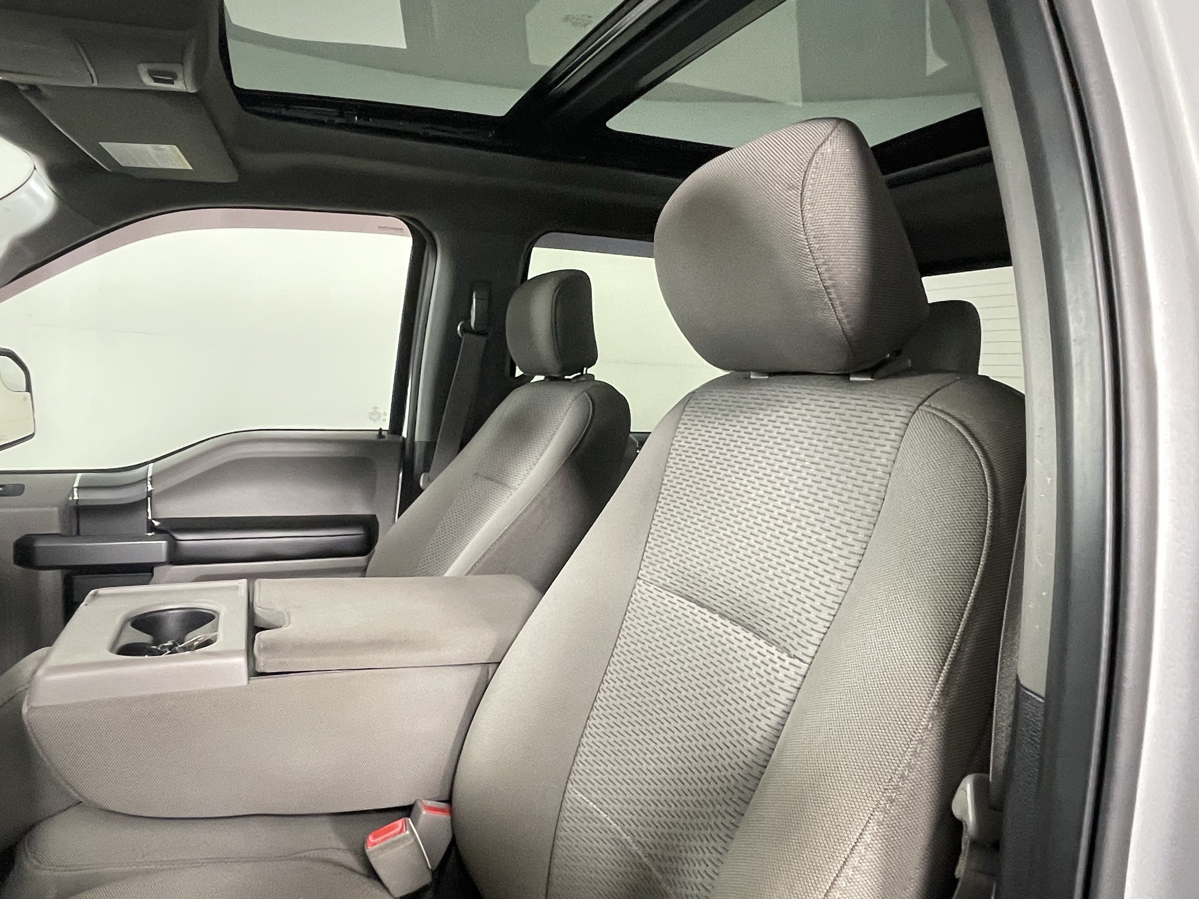 Used 2018 Ford F150 XLT w/ Equipment Group 302A Luxury AWD/4WD image 18