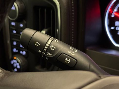 Used 2021 Chevrolet Silverado 1500 LTZ w/ Z71 Off-Road Package image 27