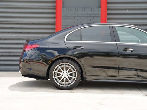 Used 2025 Mercedes-Benz C 43 AMG 4MATIC Sedan image 11