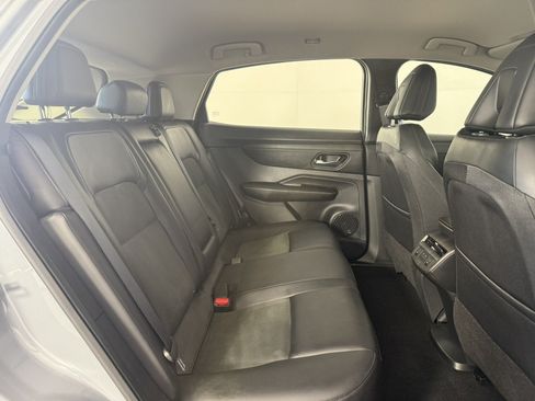Used 2024 Nissan Ariya FWD image 13