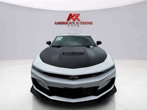 Used 2022 Chevrolet Camaro SS image 8