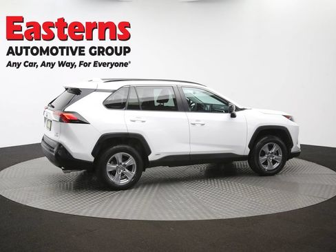 Used 2022 Toyota RAV4 LE AWD/4WD image 44
