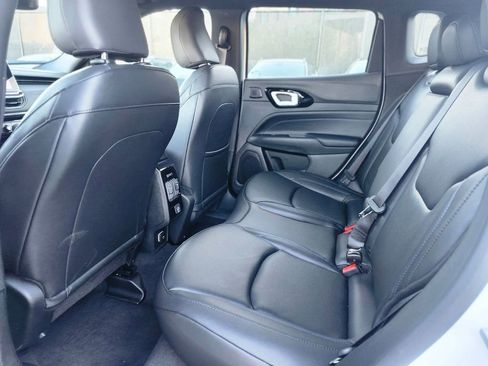 New 2025 Jeep Compass Limited w/ Sun & Sound Group image 16