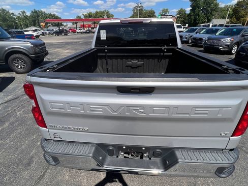 Used 2020 Chevrolet Silverado 1500 LT w/ Convenience Package image 6