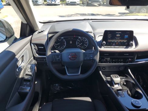 New 2026 Nissan Rogue SV AWD/4WD image 11