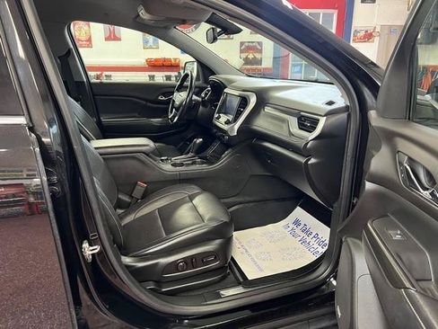 Used 2019 GMC Acadia SLT AWD/4WD image 10