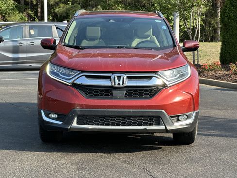 Used 2018 Honda CR-V Touring image 3