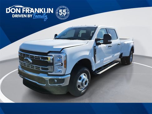 New 2026 Ford F350 XLT image 1