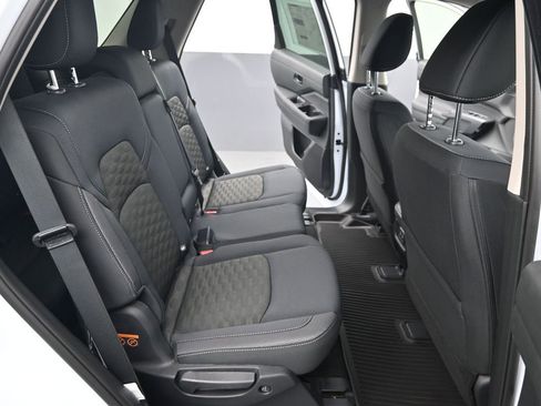 New 2026 Nissan Pathfinder SV FWD image 27