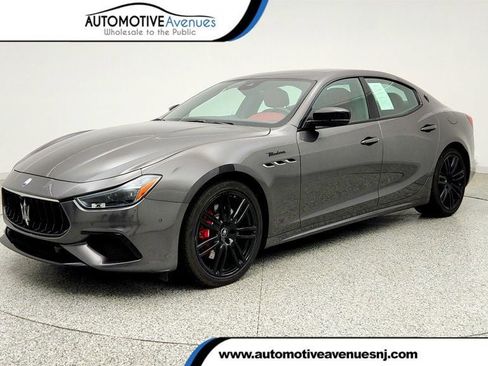 Used 2023 Maserati Ghibli Modena RWD image 1