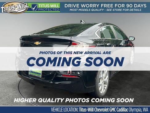 Used 2017 Chevrolet Volt Premier w/ Driver Confidence II Package FWD image 4