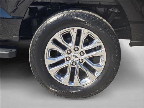 New 2026 Ford F150 Lariat w/ Equipment Group 502A High image 9