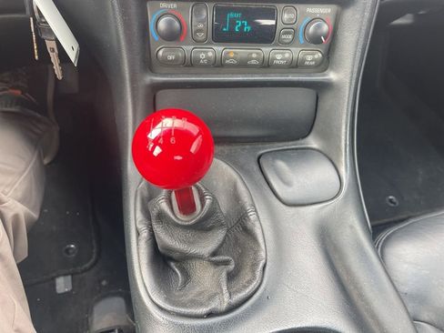 Used 1999 Chevrolet Corvette Convertible w/ Memory Pkg image 13