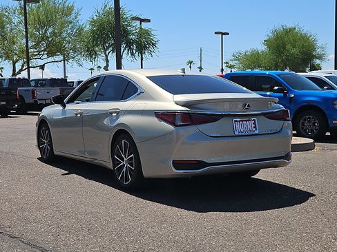 Used 2022 Lexus ES 300h w/ Premium Package FWD image 8