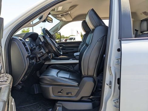 Used 2023 RAM 2500 Laramie AWD/4WD image 4