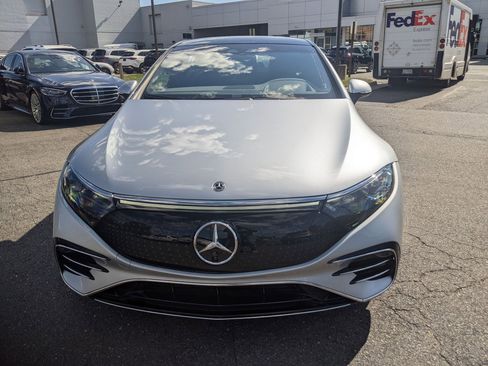Certified 2023 Mercedes-Benz EQS 580 4MATIC Sedan image 8
