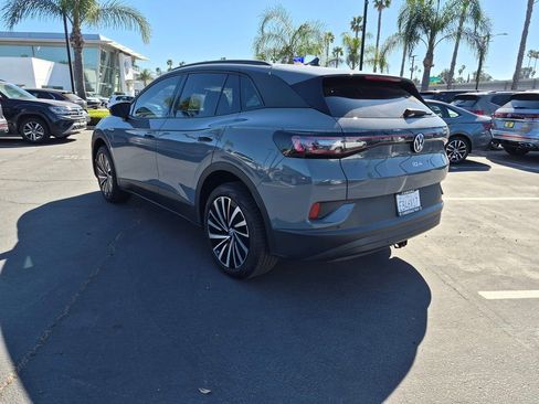 Used 2025 Volkswagen ID.4 Pro image 5
