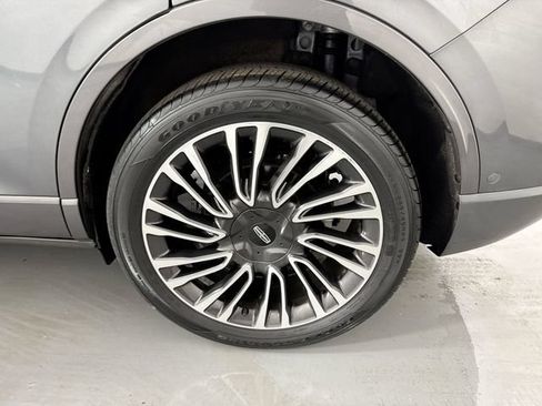 Used 2021 Lincoln Corsair Reserve w/ Equipment Group 201A AWD/4WD image 6