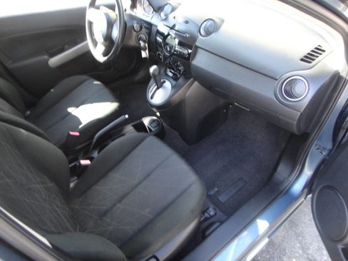 Used 2014 MAZDA MAZDA2 Sport image 11