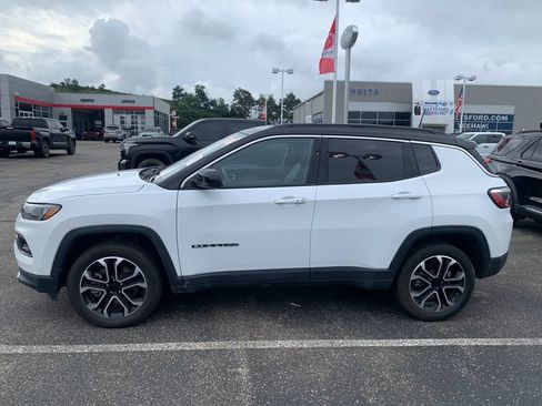Used 2023 Jeep Compass Limited AWD/4WD image 6