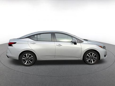 Used 2025 Nissan Versa SV FWD image 16