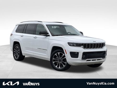 Used 2021 Jeep Grand Cherokee L Overland w/ Luxury Tech Group IV AWD/4WD image 1