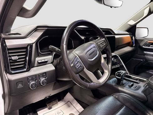 Used 2023 GMC Sierra 1500 Denali w/ Denali Reserve Package image 9