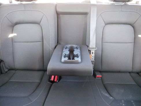 Used 2015 Chevrolet Colorado LT w/ LT Convenience Package image 13