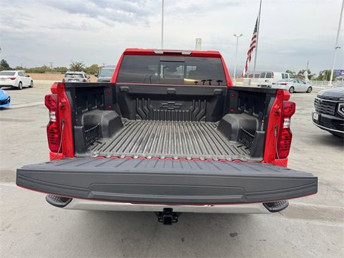 New 2025 Chevrolet Silverado 1500 LT w/ Convenience Package II image 9