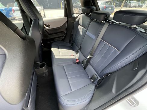 Used 2025 MINI Cooper S FWD image 5