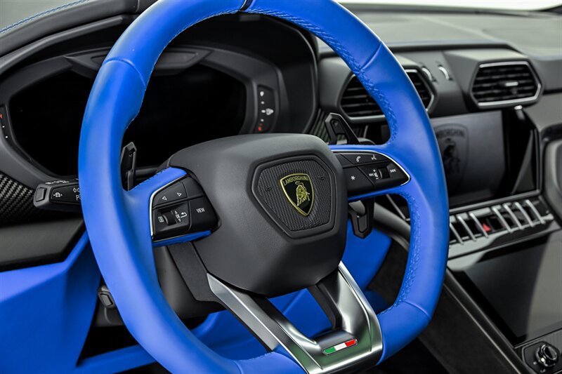 Used 2024 Lamborghini Urus S AWD/4WD image 33