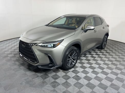 Used 2024 Lexus NX 250 FWD w/ Premium Package image 1
