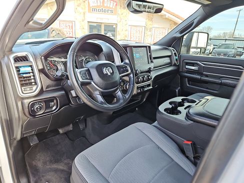 Used 2024 RAM 2500 Big Horn image 11