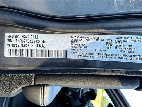 New 2025 Jeep Grand Cherokee Laredo X w/ Luxury Tech Group I image 11