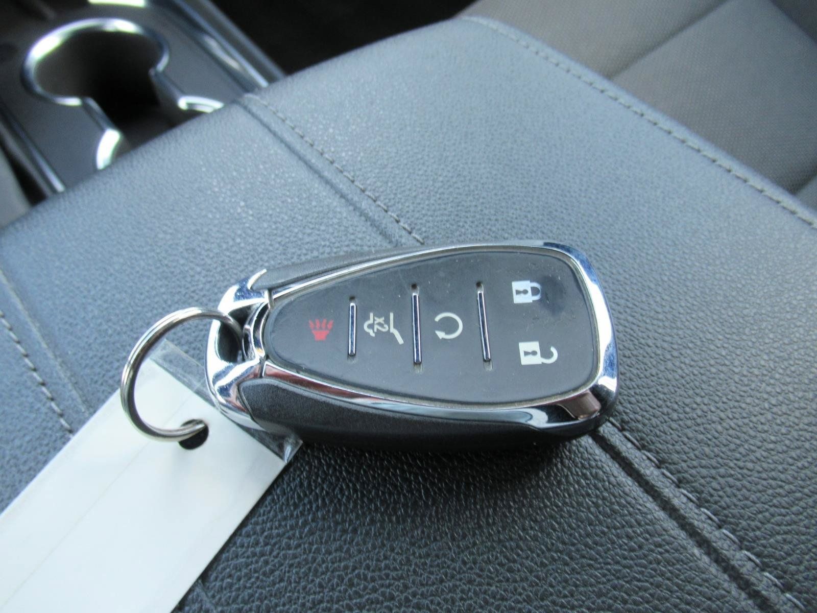 Used 2022 Chevrolet Traverse LT FWD image 31
