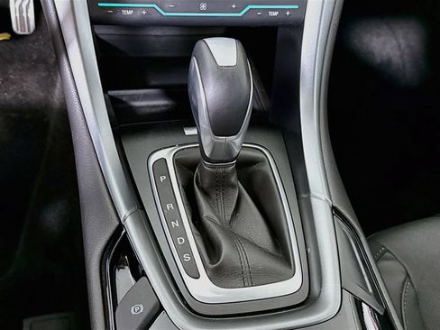 Used 2014 Ford Fusion Titanium FWD image 8