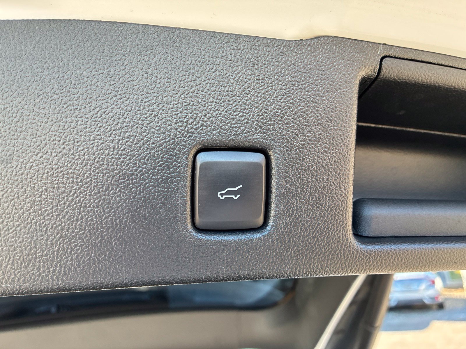 Used 2023 Ford Escape SE FWD image 17