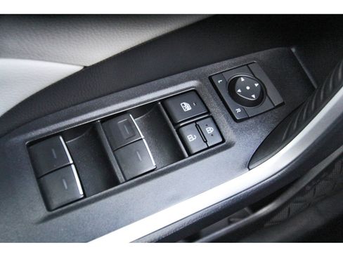 Used 2025 Toyota RAV4 XLE Premium FWD image 21