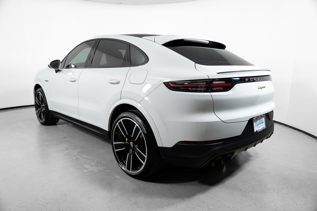 Used 2023 Porsche Cayenne Coupe AWD/4WD image 12