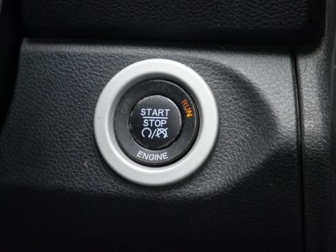 Used 2016 RAM 2500 Limited image 9