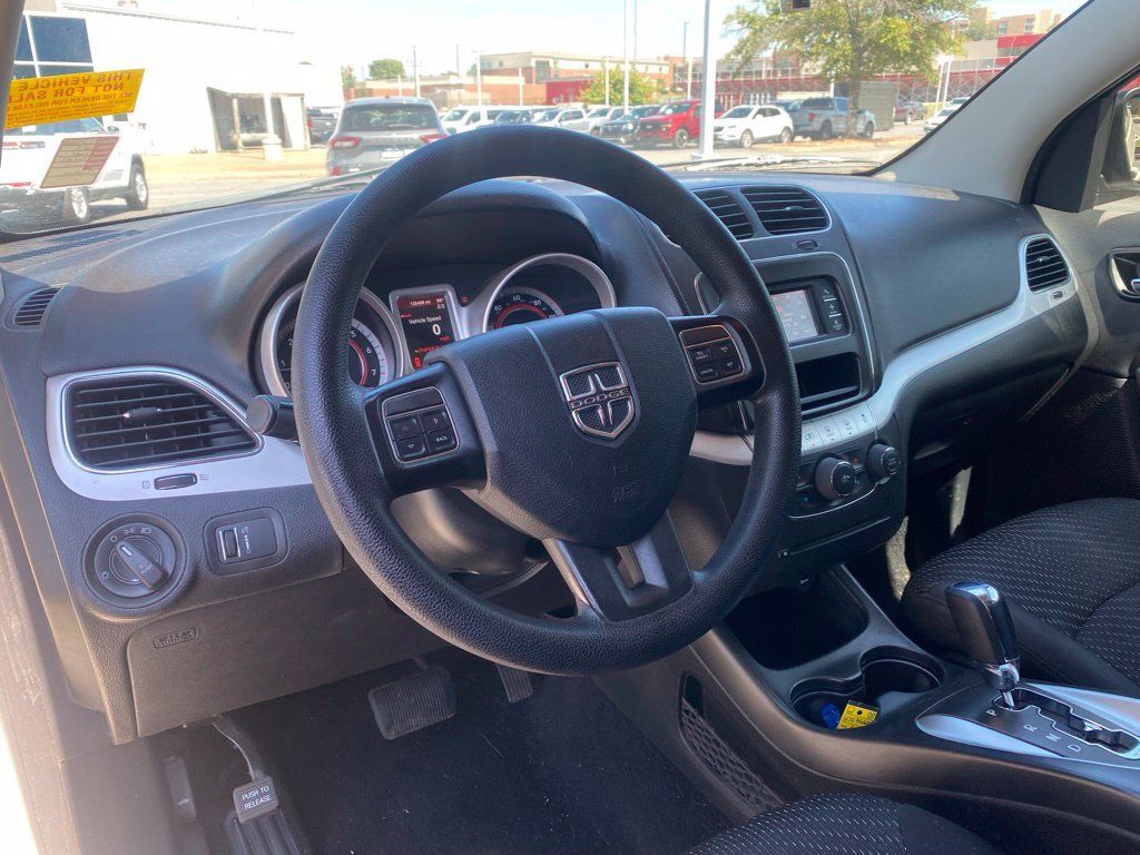 Used 2015 Dodge Journey SXT w/ Flexible Seating Group FWD image 12