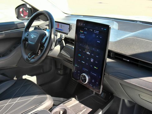 Used 2024 Ford Mustang Mach-E Select image 50