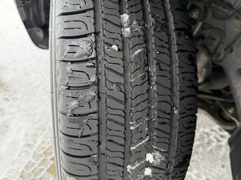 Used 2015 Jeep Cherokee Limited w/ Luxury Group image 16