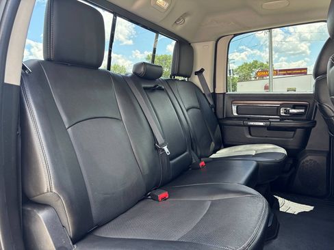Used 2015 RAM 1500 Laramie w/ Convenience Group AWD/4WD image 24