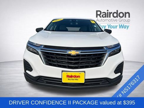 Used 2022 Chevrolet Equinox LS w/ Driver Confidence II Package AWD/4WD image 2
