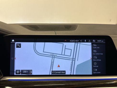 Used 2021 BMW X7 xDrive40i w/ M Sport Package image 18