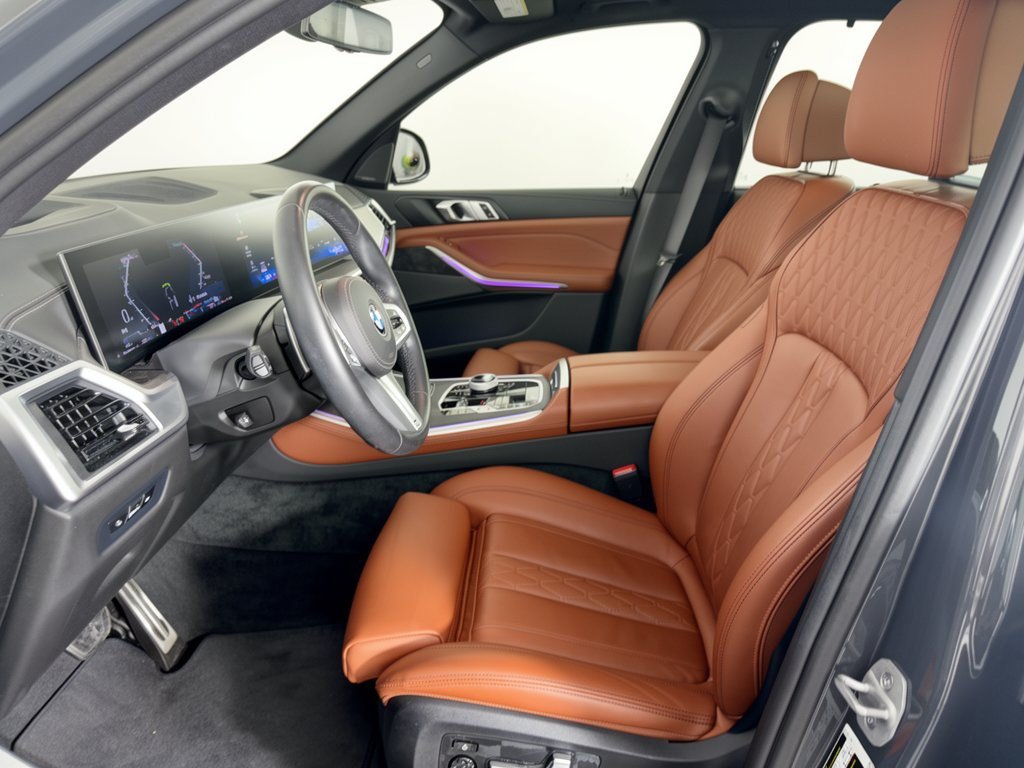 Used 2024 BMW X5 xDrive40i w/ Executive Package AWD/4WD image 5